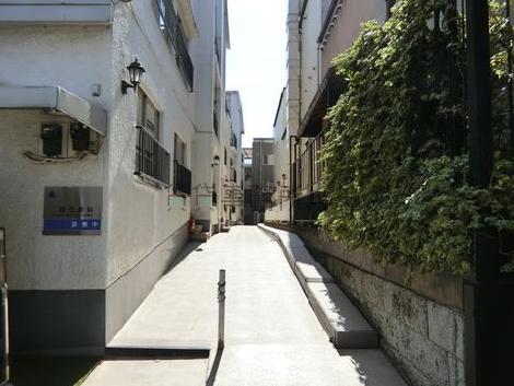 正面玄関