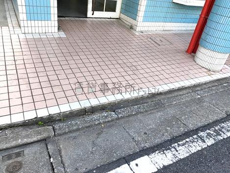 正面玄関