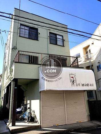 三中店舗の外観写真