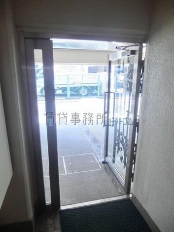 正面玄関