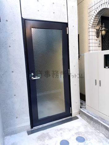 正面玄関