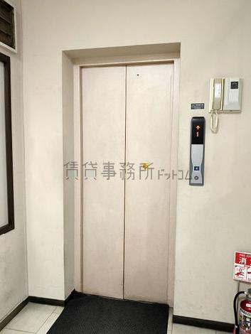 エレベーター