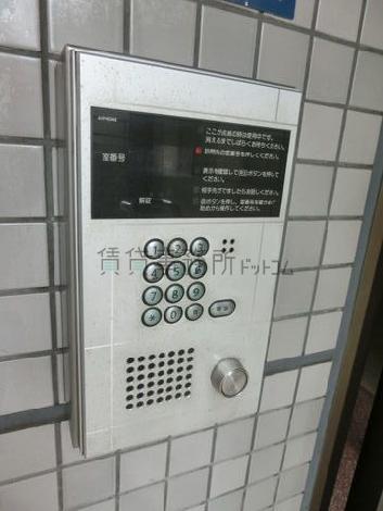 インターフォンです