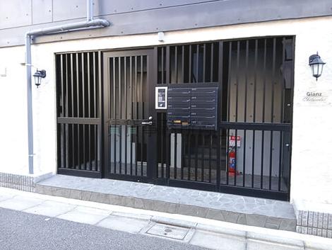 正面玄関