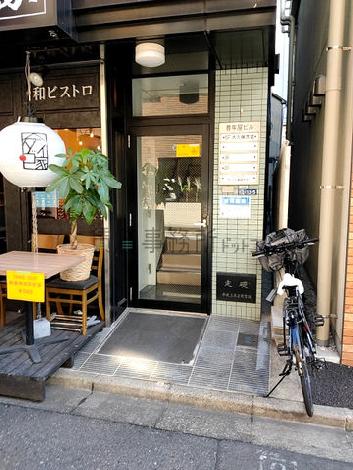 正面玄関