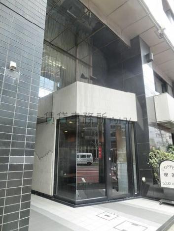 正面玄関