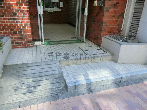 正面玄関