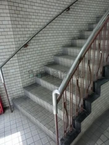 エントランスにあります