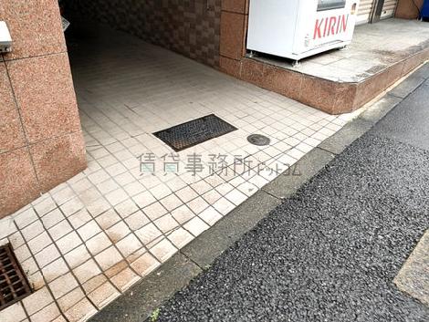 正面玄関