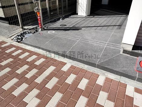 正面玄関