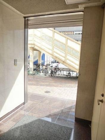 玄関内からの見え方