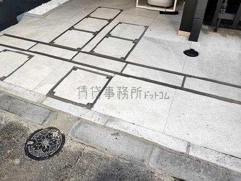 正面玄関