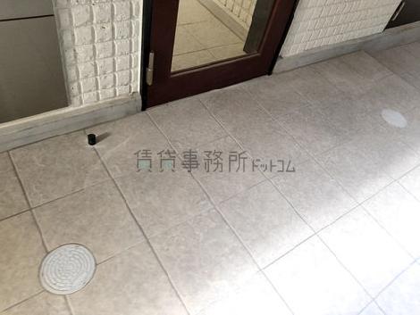 正面玄関