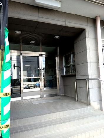 正面玄関