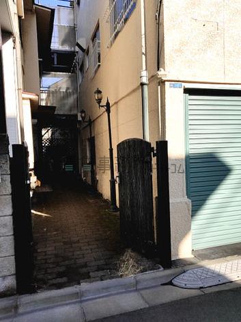 正面玄関