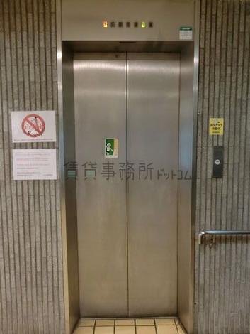 エレベーター