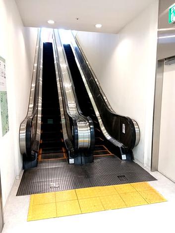 エスカレーター