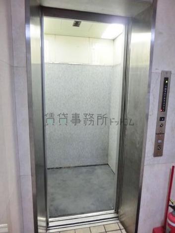 エレベーター