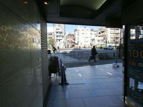 正面玄関