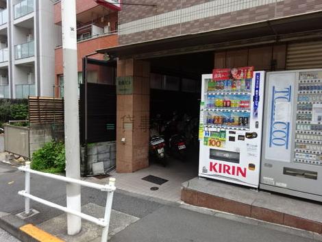 正面玄関