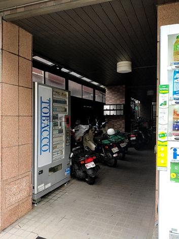 正面玄関