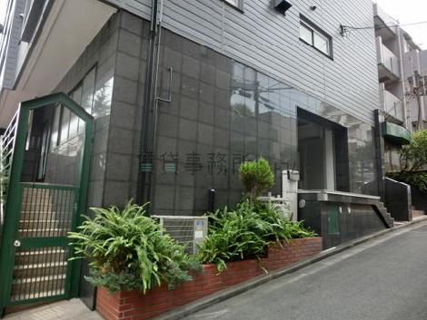 正面玄関