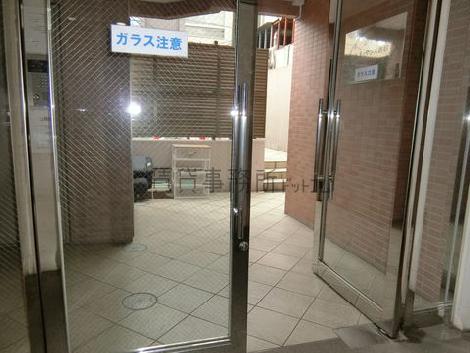 正面玄関