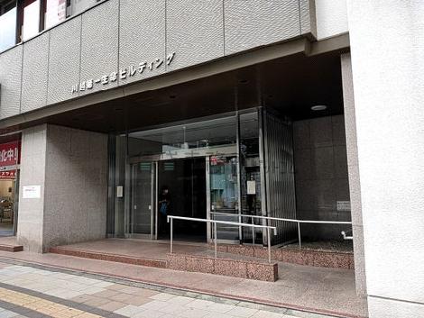 正面玄関