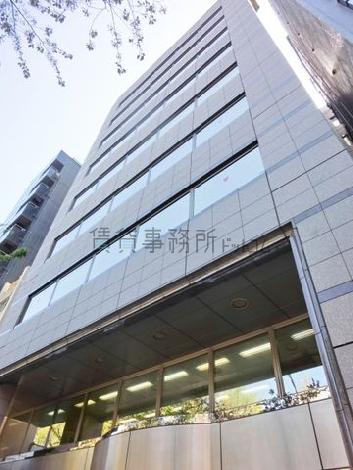 路面からの外観
