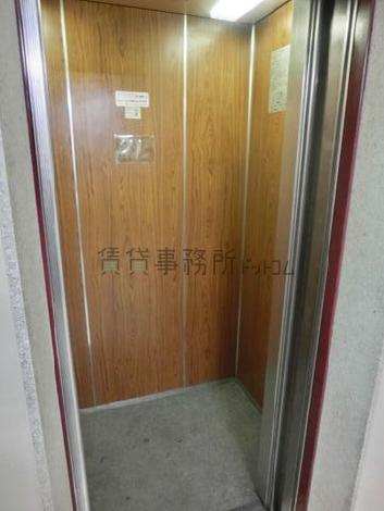 エレベーター