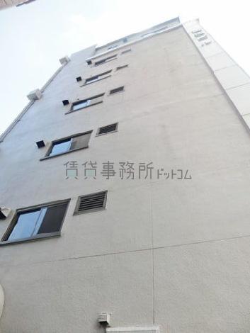 側面からの外観