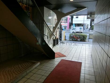 正面玄関