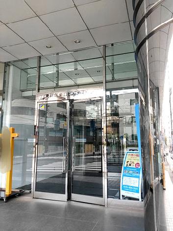 正面玄関