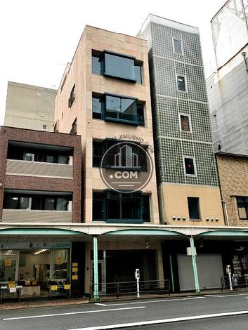 METS八番館の外観写真