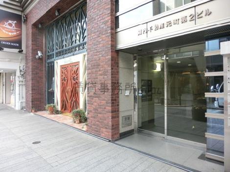 正面玄関