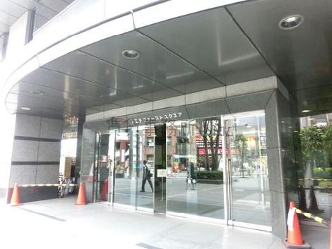 正面玄関