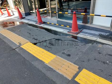 正面玄関