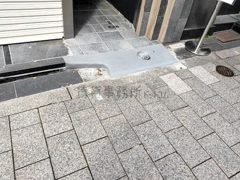 正面玄関