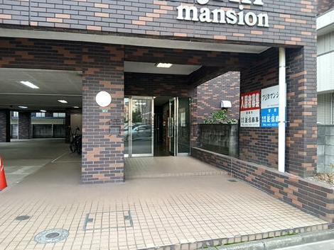 正面玄関