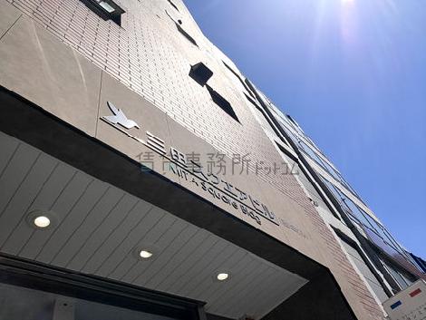 正面玄関