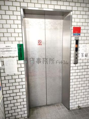 エレベーター
