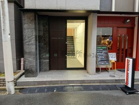 正面玄関