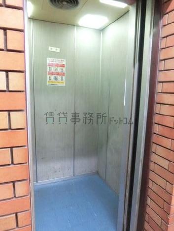 エレベーター