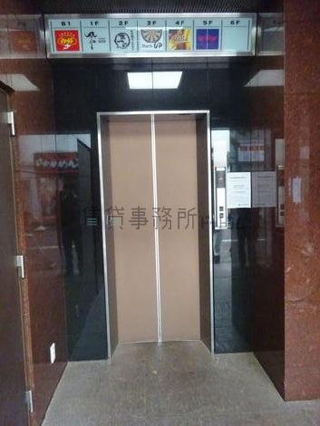 エレベーター