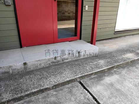 正面玄関