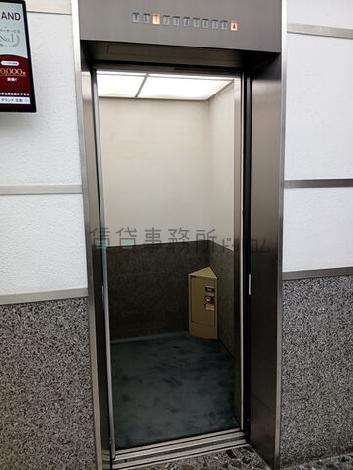 エレベーター