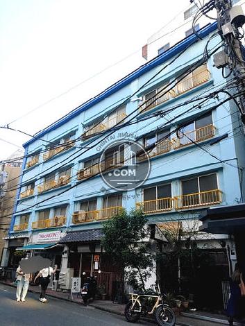 アパルトマンイトウ 外観写真