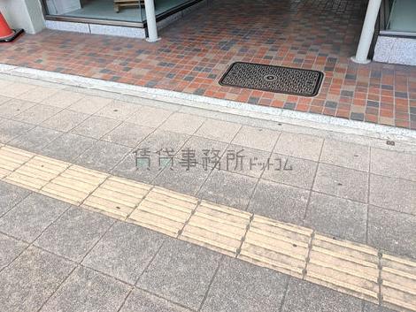 正面玄関