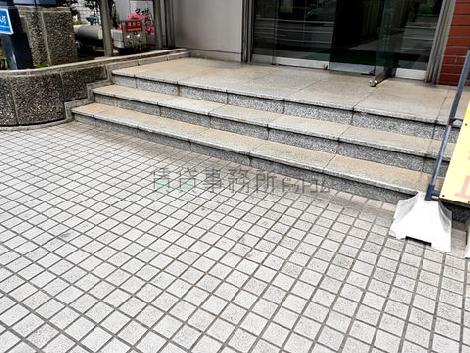 正面玄関