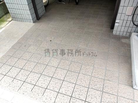 正面玄関